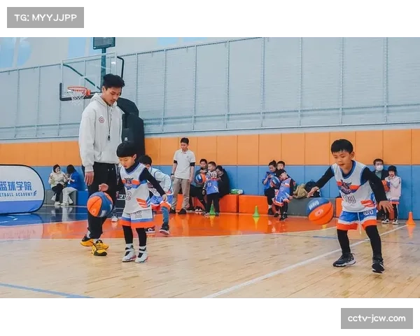 篮球训练理念的转变——青少年训练营更多引入“一打零”、“二打一”转换场景 篮球训练理念的转变——青少年训练营更多引入“一打零”、“二打一”转换场景